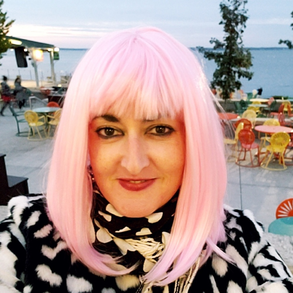 Meet your Posher, Deborah